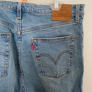 Levi jeans